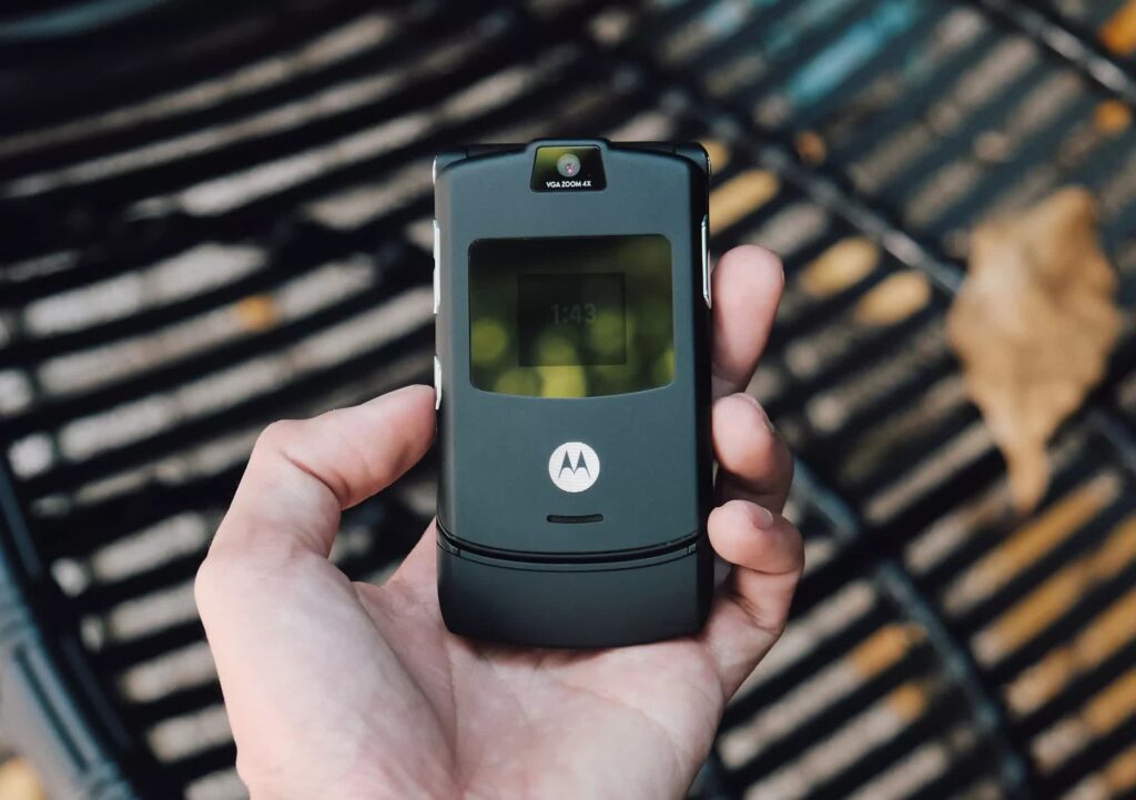 Motorola Razr V3: The iPhone of Yesteryear